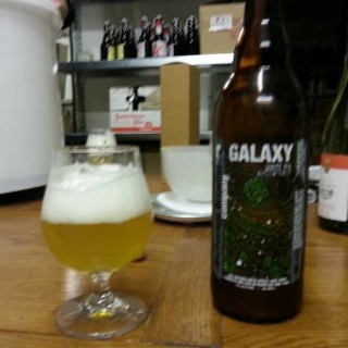 https://untappd.s3.amazonaws.com/photo/2012_11_22/9f6fb38e7efae26fbc56b861abffed52_320x320.jpg